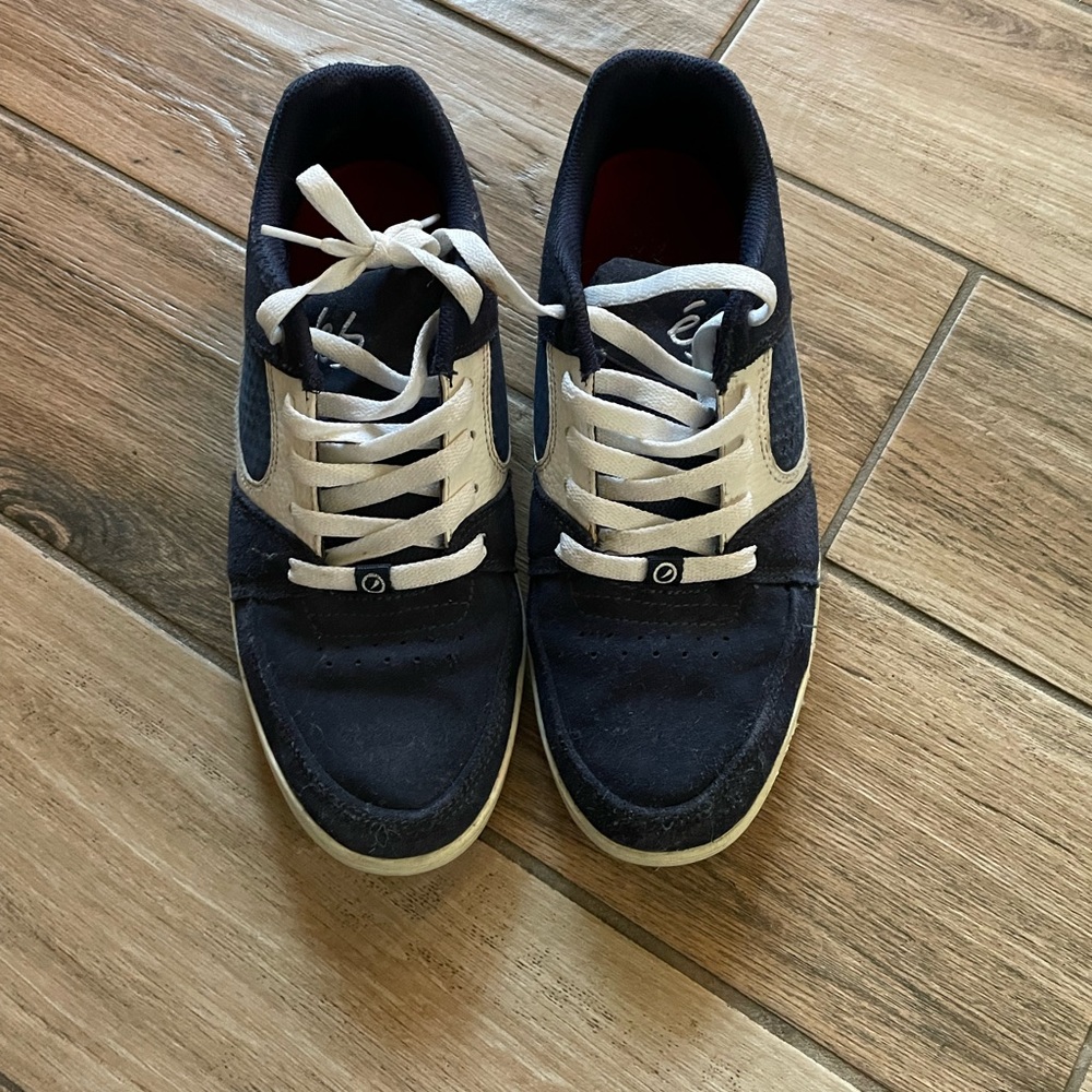 Es skate shoes
